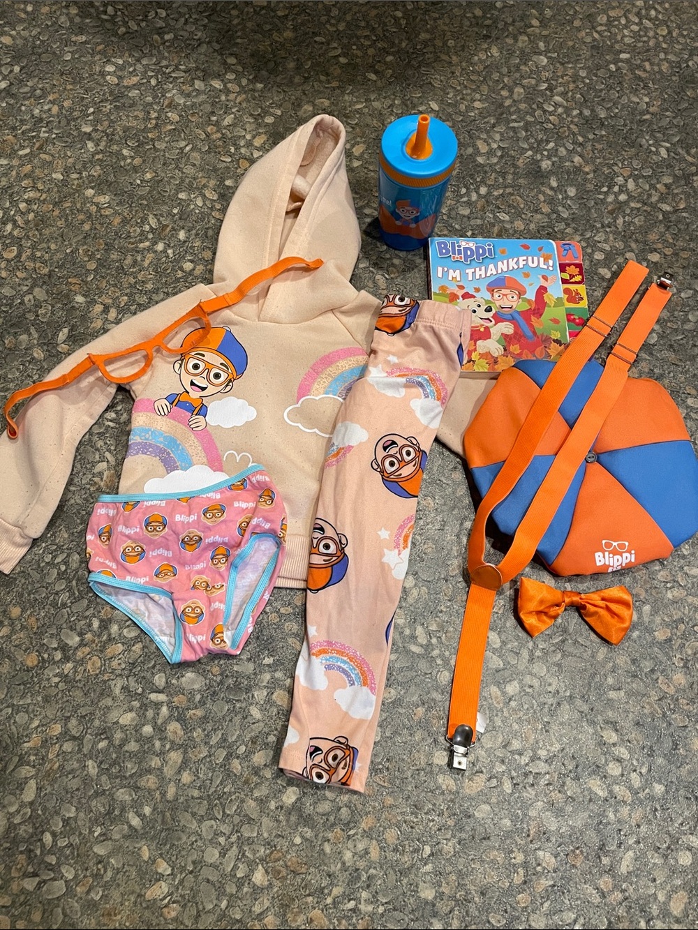 Kids Blippi 9 piece bundle ! Hoodie & Leggings Set with Accessories
